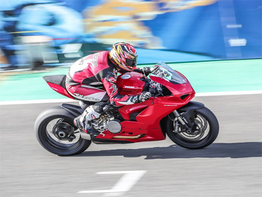 Ducati Panigale Puzzle online game